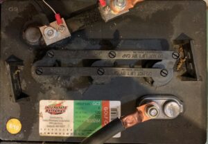 image of Golf cart battery with 100 amp shunt
