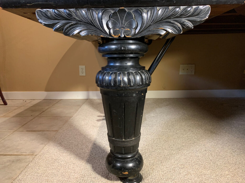 Weber Leg detail